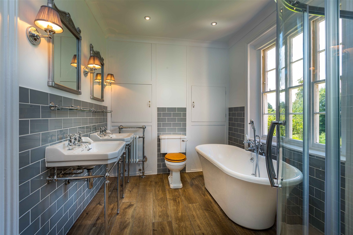 Bressingham Traditional Bathroom | Classic bathrooms Norwich