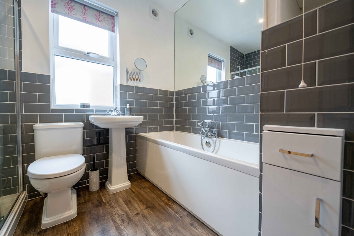 South Norwich Traditional Bathroom | Norfolk Tiled Bathrooms