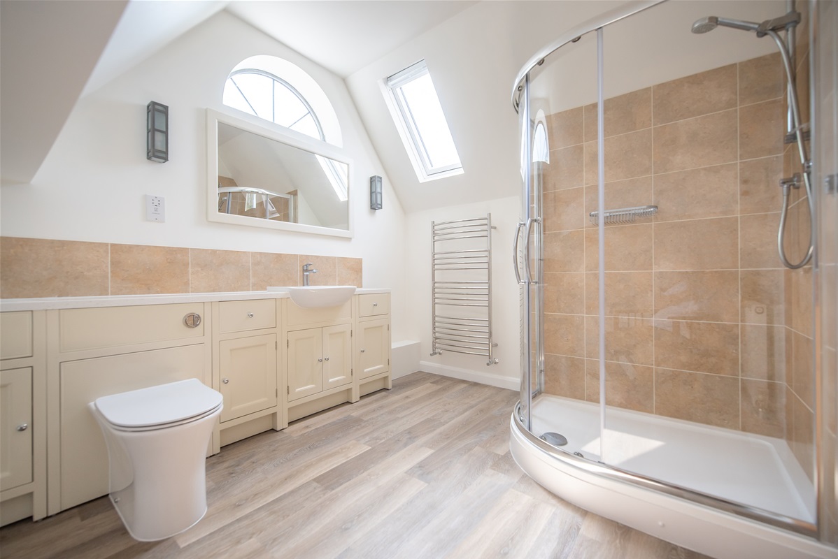 Holt Traditional Bathroom | Suffolk Bright Bathroom Designs