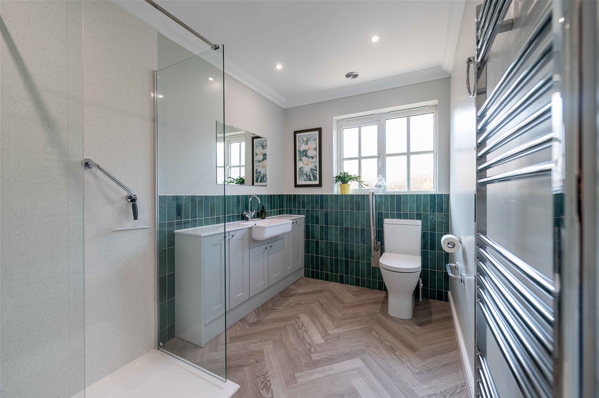 Ashby St Mary Traditional Bathroom | Bathroom Designers Norwich