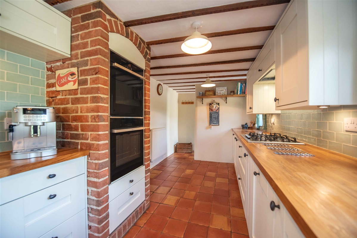 Diss Traditional Kitchen | Exposed Brick Kitchens Suffolk