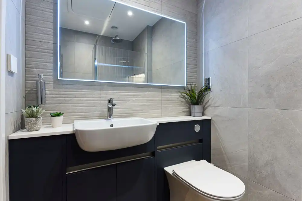 Norwich Modern Shower Room | Fluted Glass