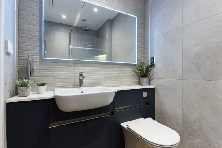 Fitted Bathroom Furniture with Integraded Sink and Toilet