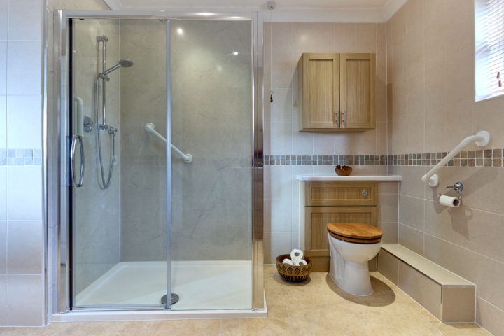 Accessible Shower Room With Handrails