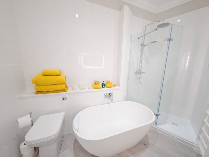 Norwich Modern Bath & Shower Room