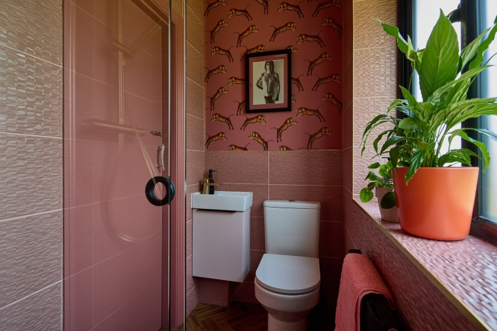 Pink Ensuite Shower Room