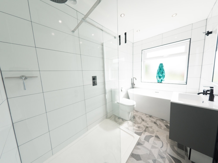 Wicklewood Modern Bath & Shower Room