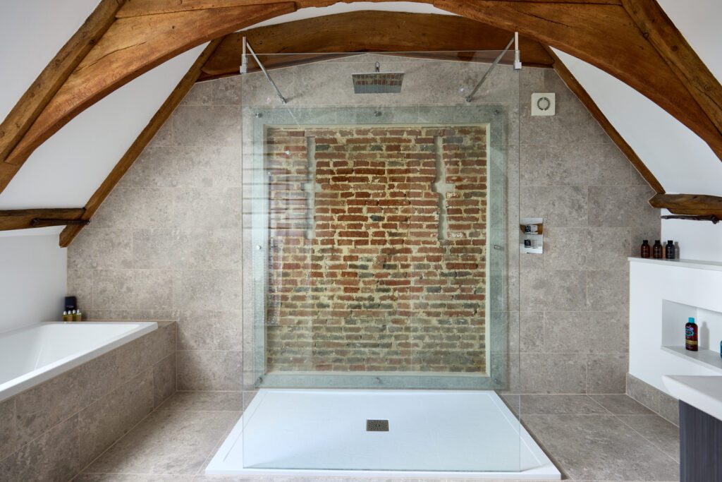Loddon Barn1